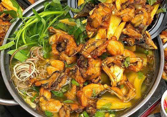 Lẩu Ếch Chua Cay